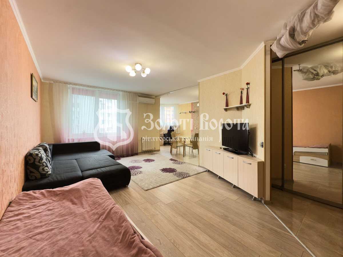 Продаж 1-кімнатної квартири 47 м², Олени Пчілки вул., 6