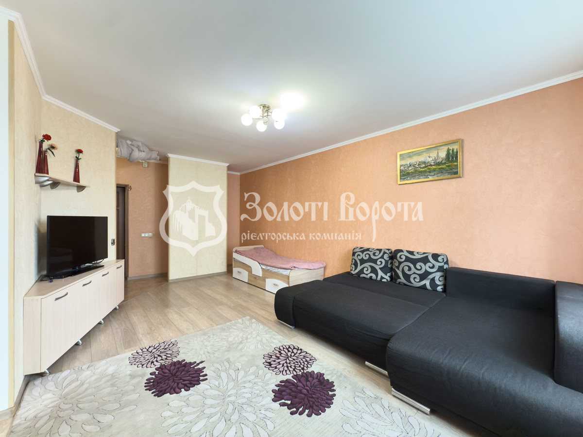 Продаж 1-кімнатної квартири 47 м², Олени Пчілки вул., 6