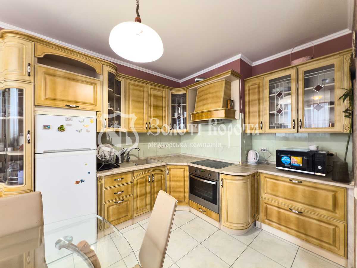 Продаж 1-кімнатної квартири 47 м², Олени Пчілки вул., 6