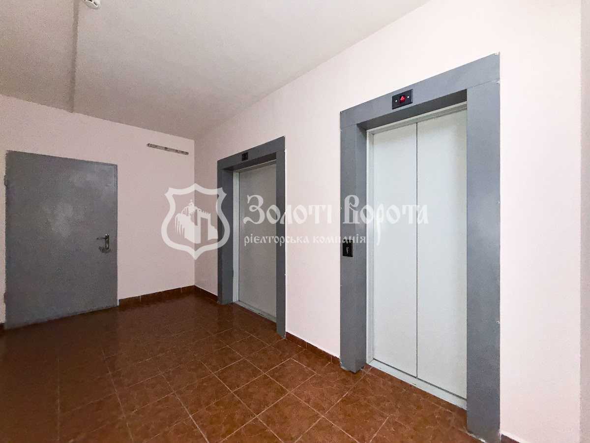 Продаж 1-кімнатної квартири 47 м², Олени Пчілки вул., 6