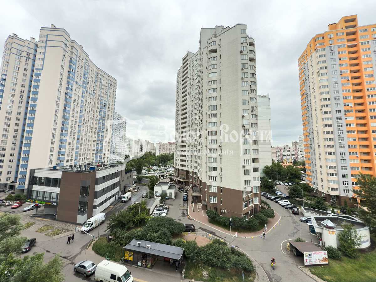 Продаж 1-кімнатної квартири 47 м², Олени Пчілки вул., 6