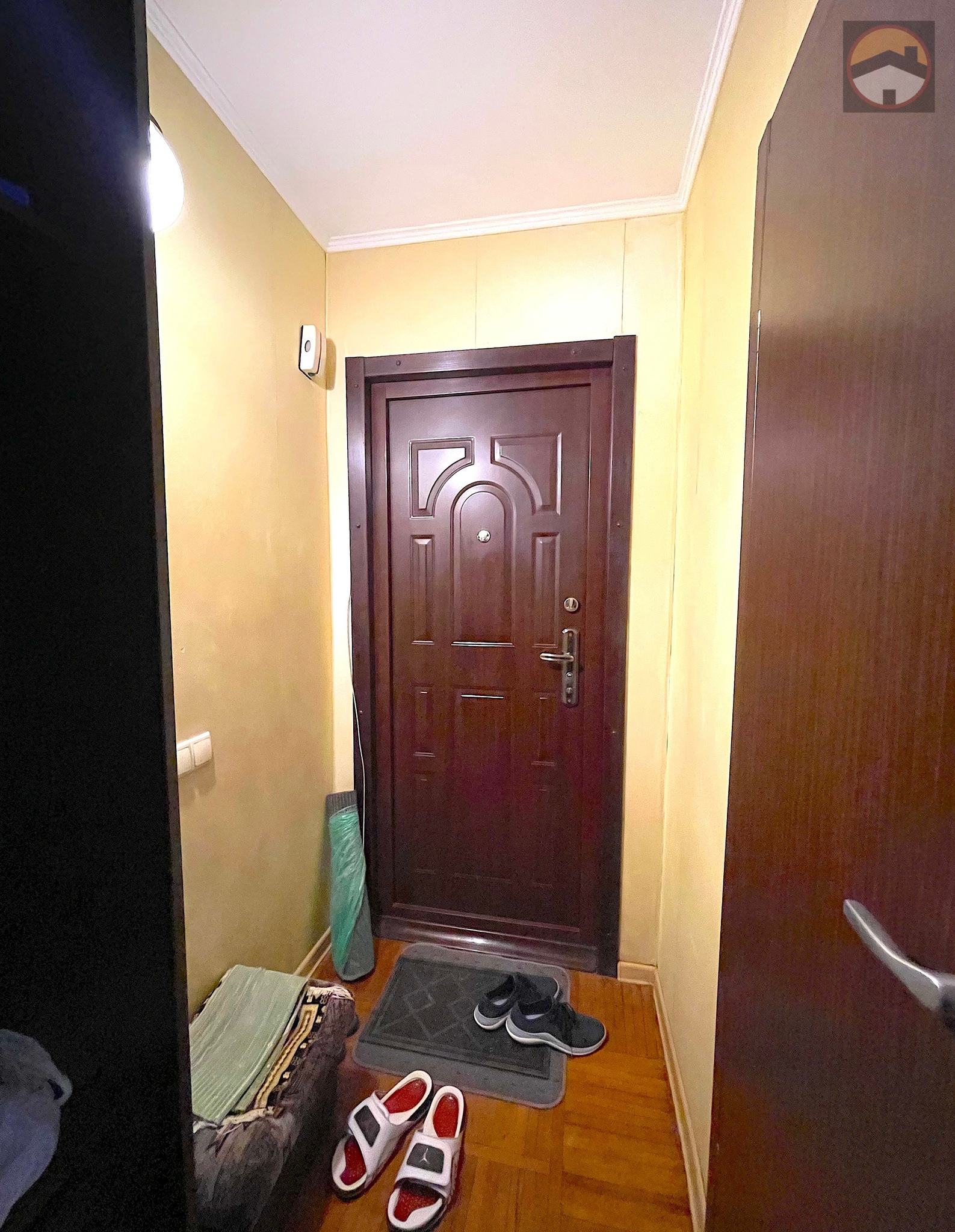 Продаж 2-кімнатної квартири 45 м², Стадіонний про-д, 4/1