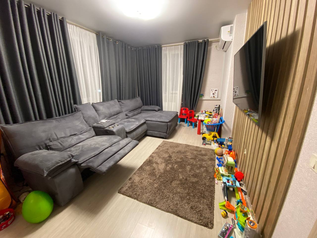 Продажа 2-комнатной квартиры 55.7 м², Грушевского Михаила ул., 30В