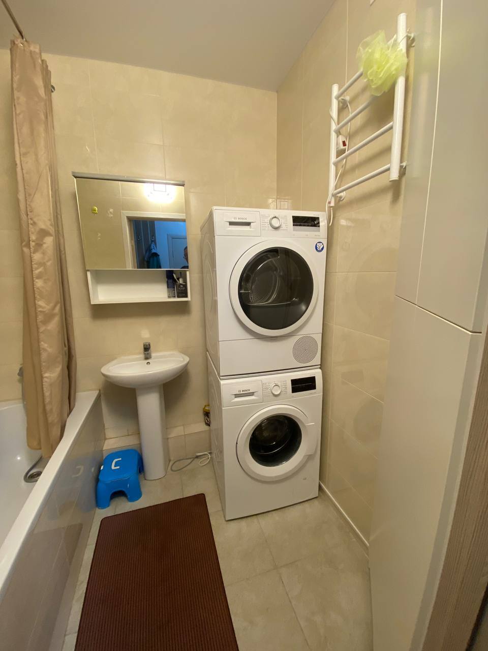 Продажа 2-комнатной квартиры 55.7 м², Грушевского Михаила ул., 30В