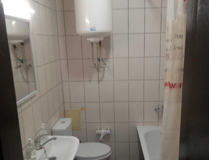 Продажа 1-комнатной квартиры 43 м², Строительная ул.