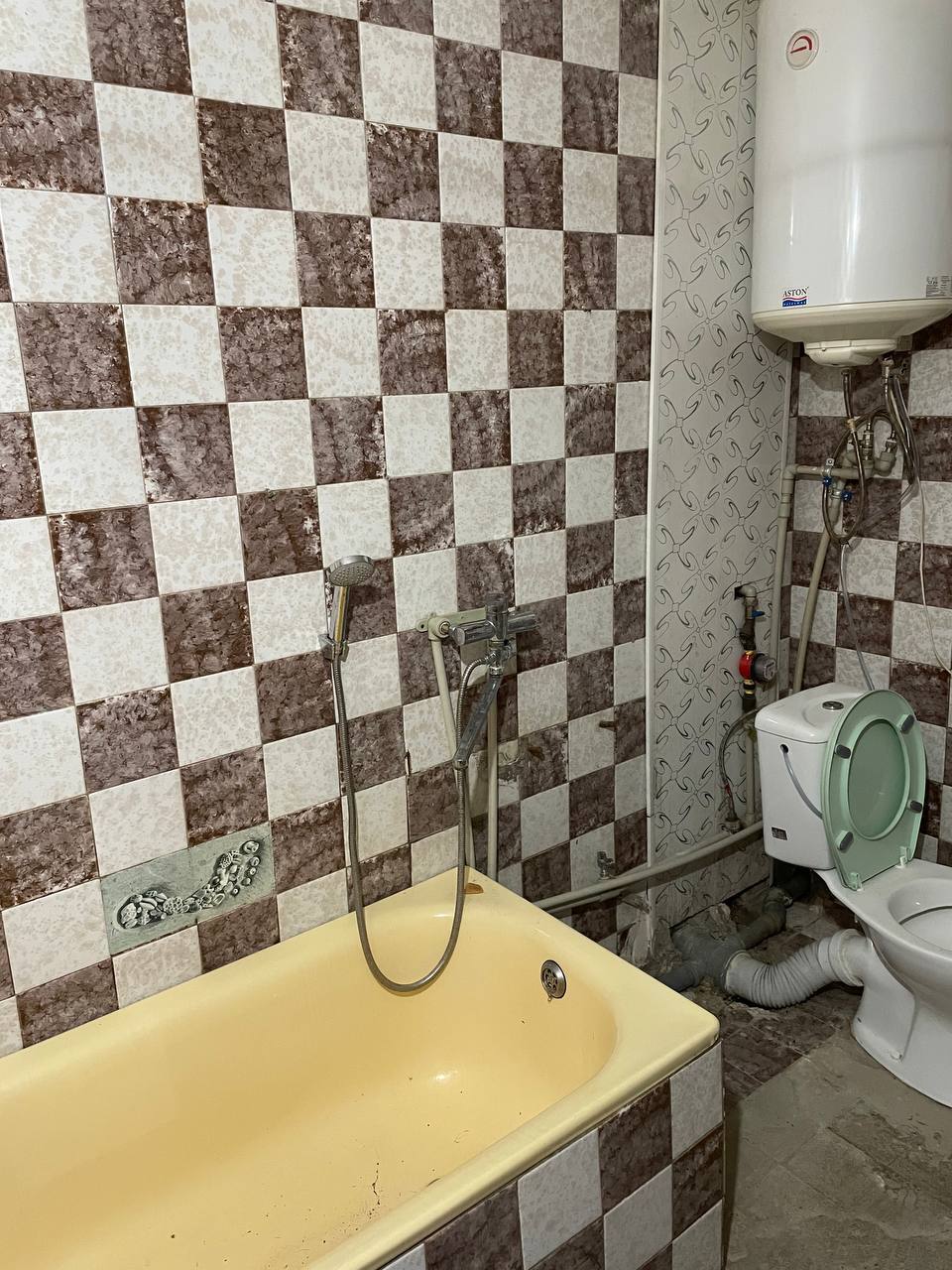 Продаж 2-кімнатної квартири 42 м², Металургів вул.