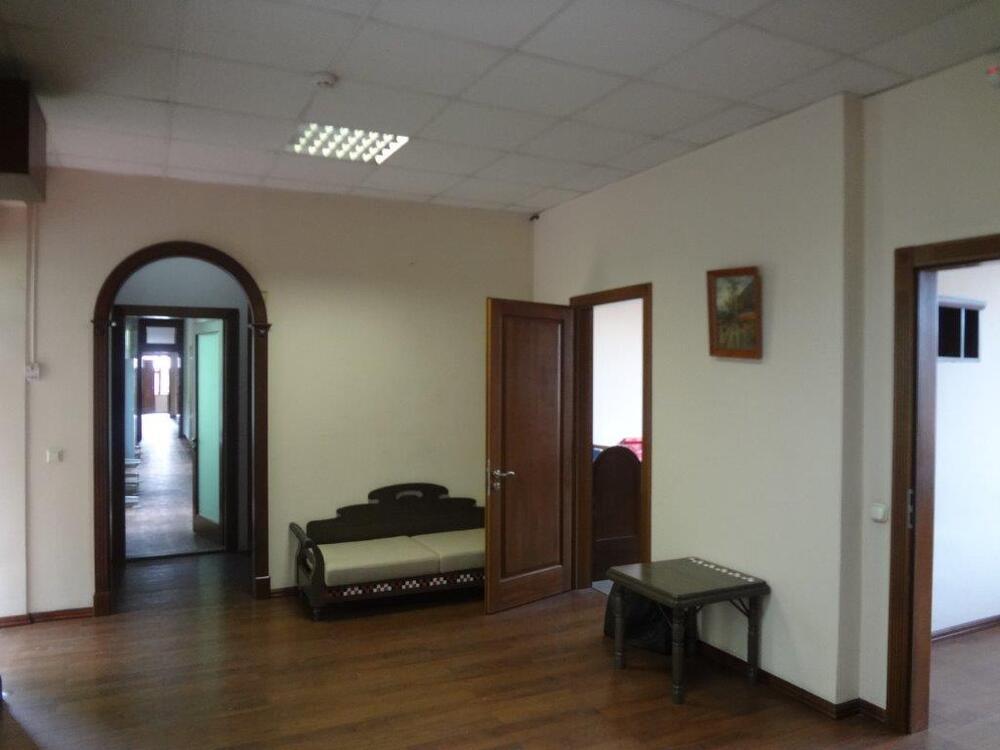 Аренда офиса 300 м², Нижнеюрковская ул.
