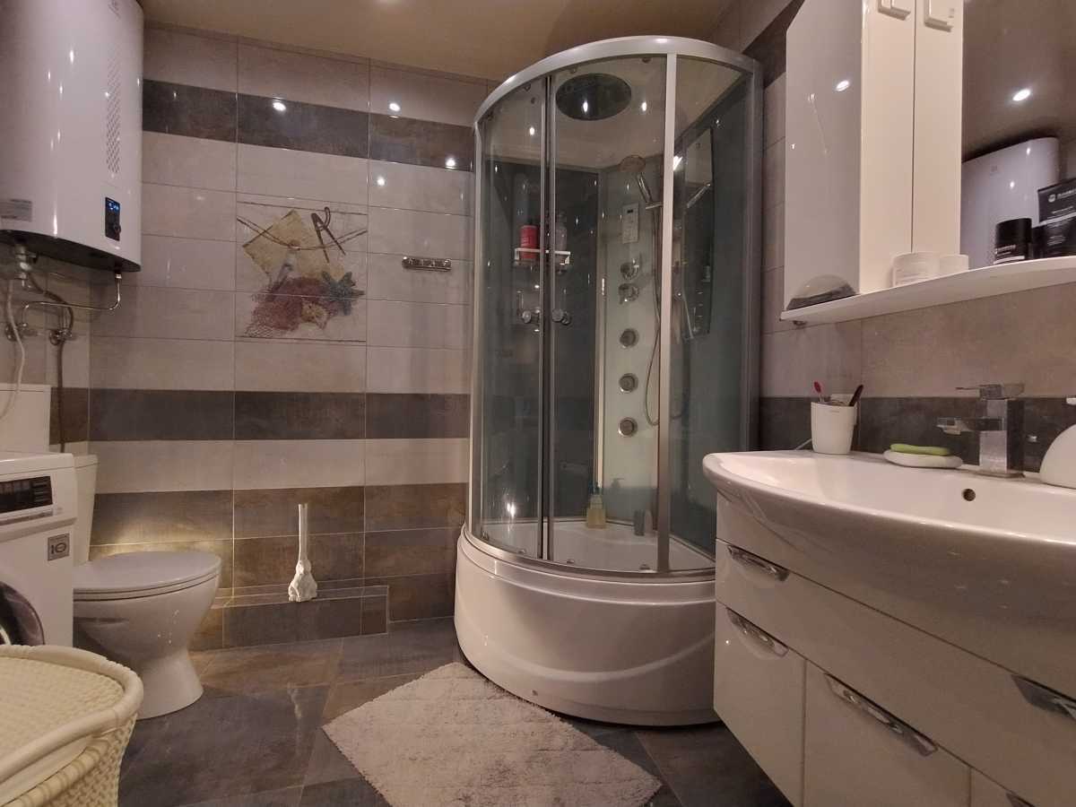 Продажа 3-комнатной квартиры 76 м², Елизаветы Чавдар ул., 14