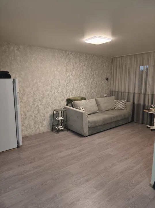 Продажа 2-комнатной квартиры 46.7 м², Малиновского ул.