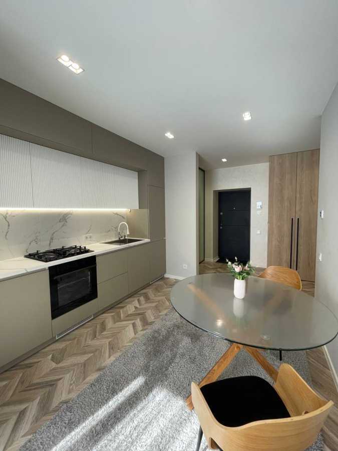 Продажа 1-комнатной квартиры 45 м², Студенческая ул., 30