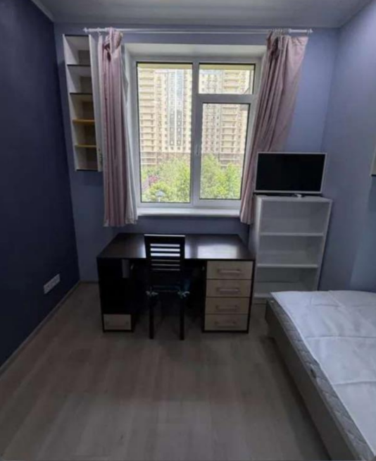 Продаж 2-кімнатної квартири 46 м², Перлинна вул.