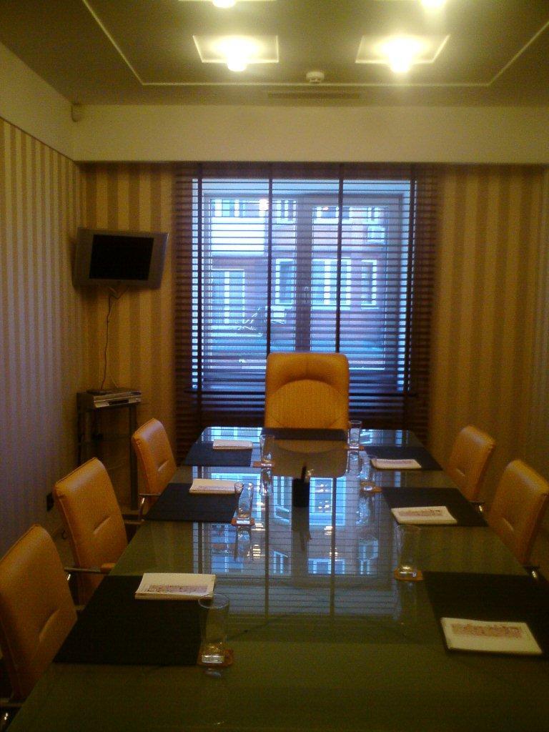 Аренда офиса 600 м², Введенская ул.