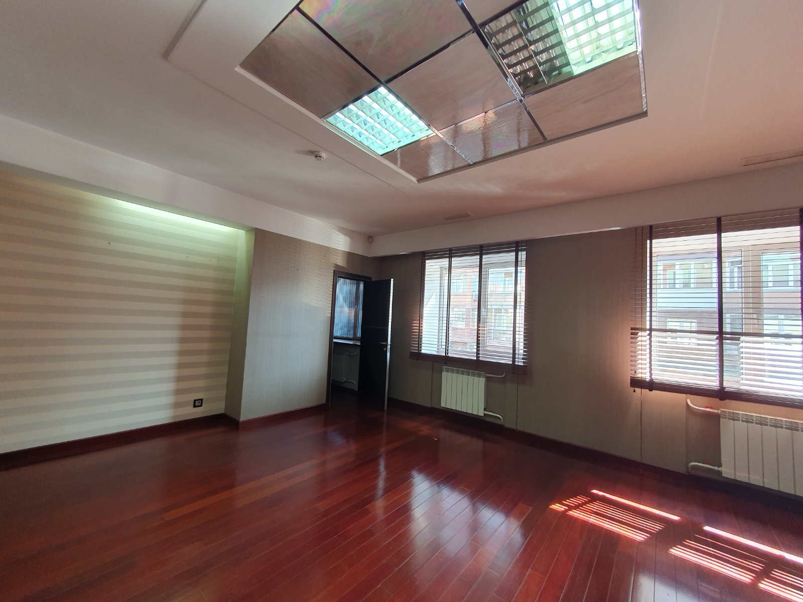 Аренда офиса 600 м², Введенская ул.