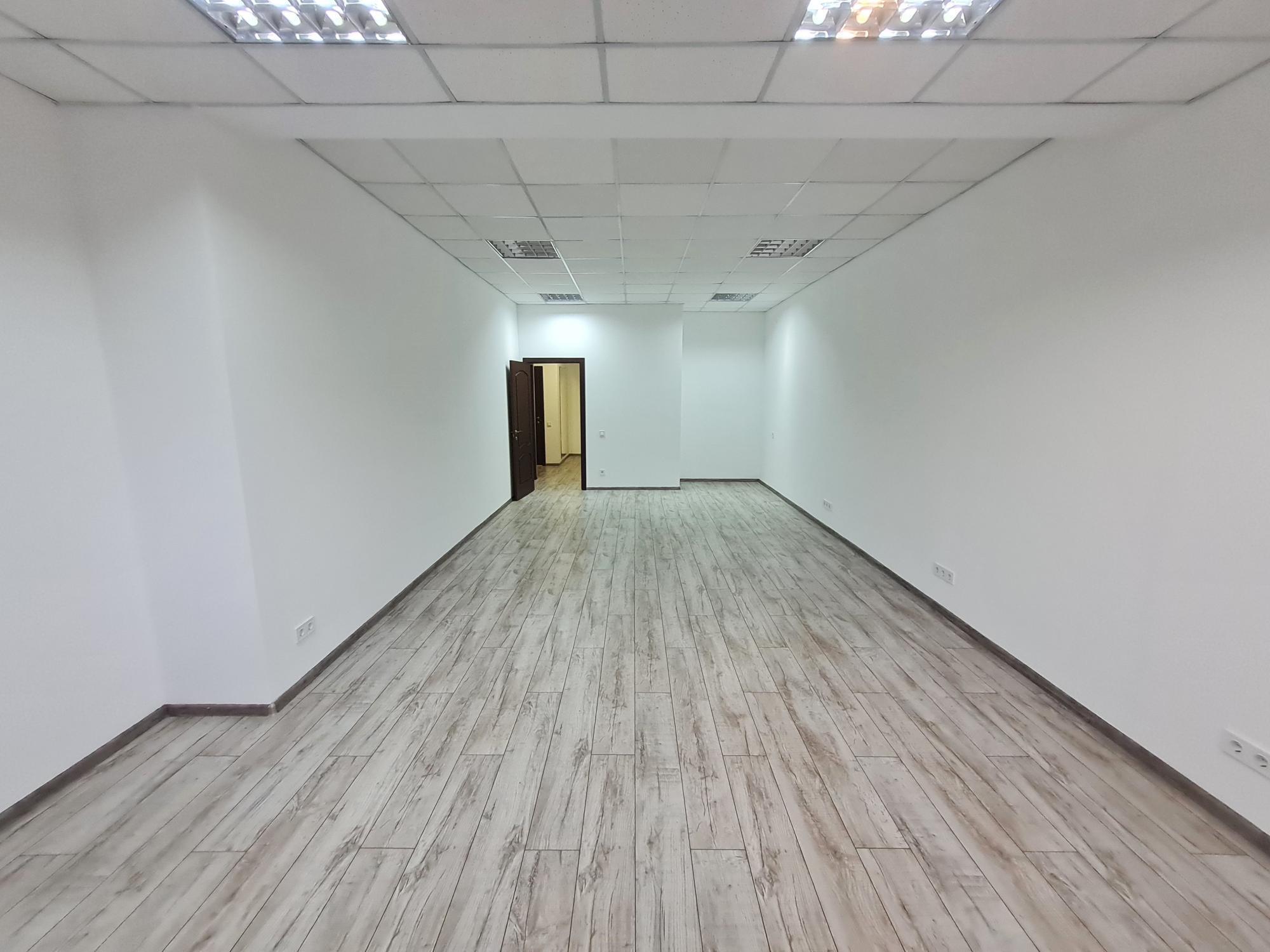 Оренда офісу 98 м², Нижній Вал вул., 15