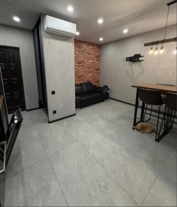 Продаж 2-кімнатної квартири 45 м², Перлинна вул.