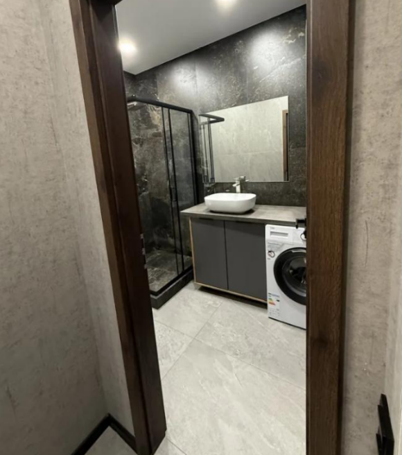 Продаж 2-кімнатної квартири 45 м², Перлинна вул.