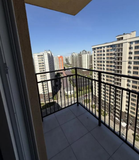 Продаж 2-кімнатної квартири 45 м², Перлинна вул.