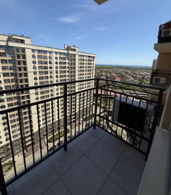 Продаж 2-кімнатної квартири 45 м², Перлинна вул.