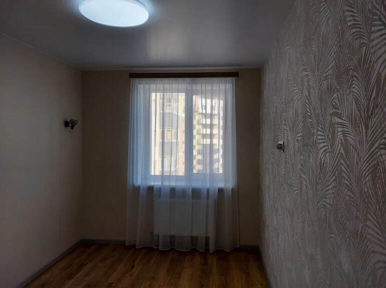 Продажа 2-комнатной квартиры 70 м², Михаила Лушпы просп.