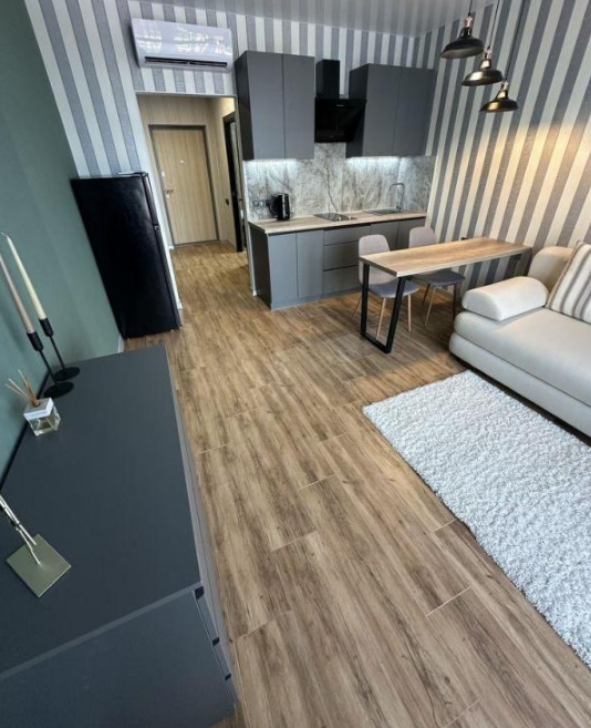 Продаж 1-кімнатної квартири 26 м², Літературна вул.