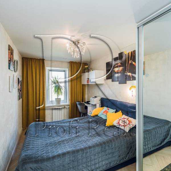 Продаж 3-кімнатної квартири 68 м², Архітектора Вербицького вул., 8