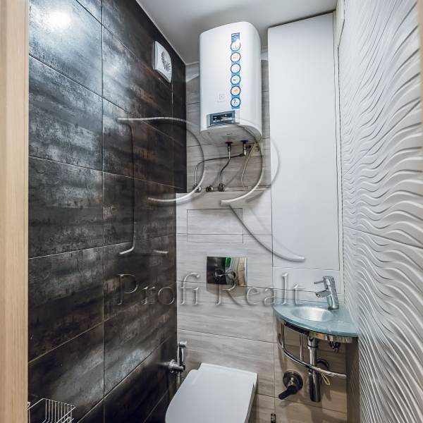 Продаж 3-кімнатної квартири 68 м², Архітектора Вербицького вул., 8