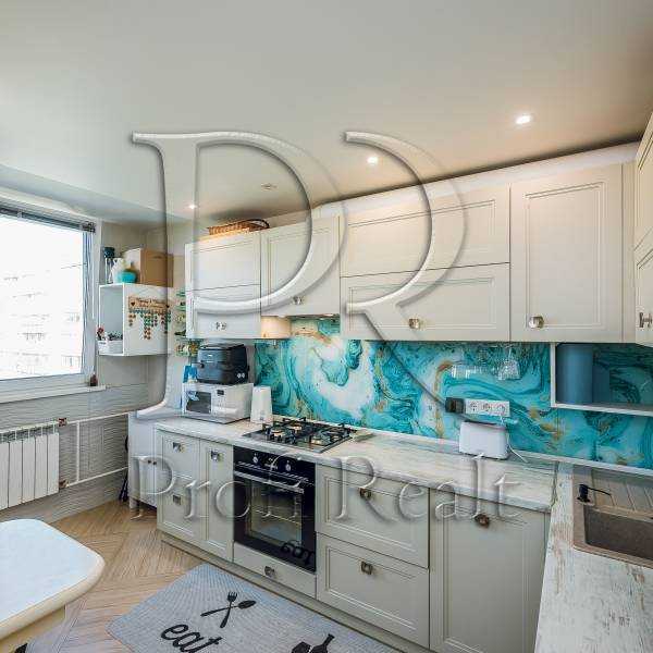 Продаж 3-кімнатної квартири 68 м², Архітектора Вербицького вул., 8