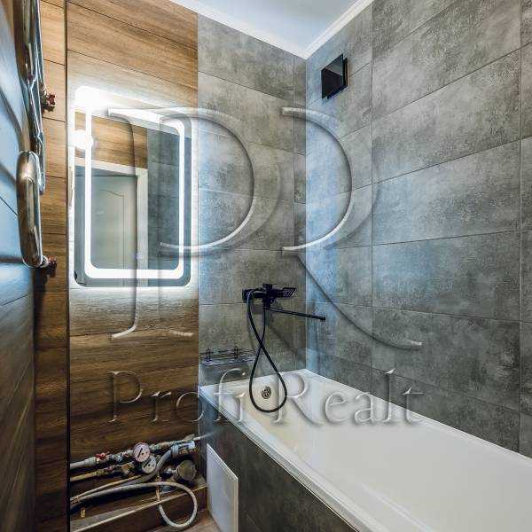 Продажа 2-комнатной квартиры 46 м², Юрия Шумского ул., 10