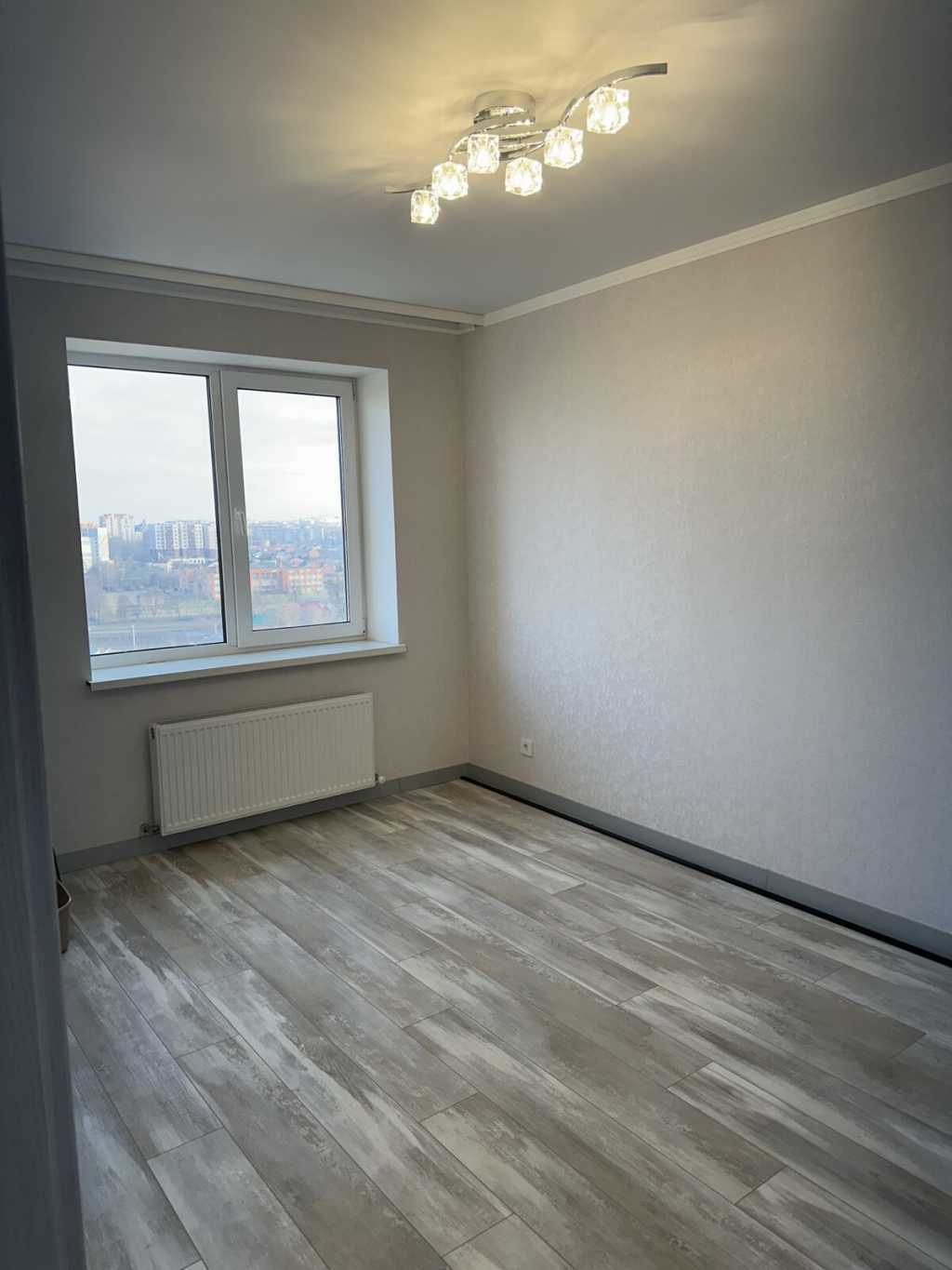 Продаж 3-кімнатної квартири 89.6 м², Вокзальна вул.