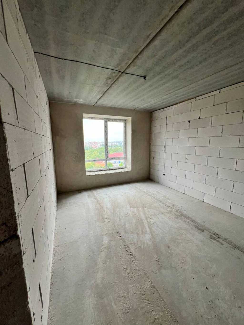 Продаж 2-кімнатної квартири 69.8 м², Довженка вул.