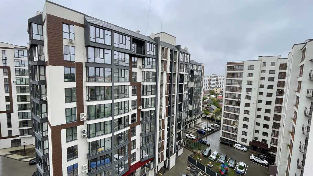 Продаж 2-кімнатної квартири 56.7 м², Подільська вул., 10/1
