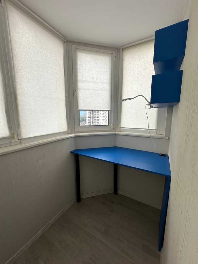 Продажа 2-комнатной квартиры 65.2 м², Киевская ул., 243А