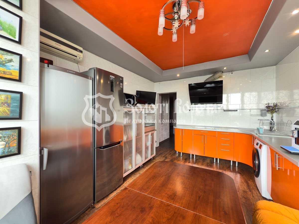 Продажа 3-комнатной квартиры 120 м², Харьковское шоссе, 19А