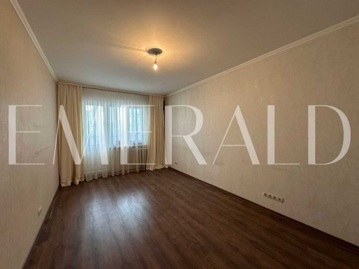 Продаж 3-кімнатної квартири 75.7 м², Володимира Маяковського просп., 23
