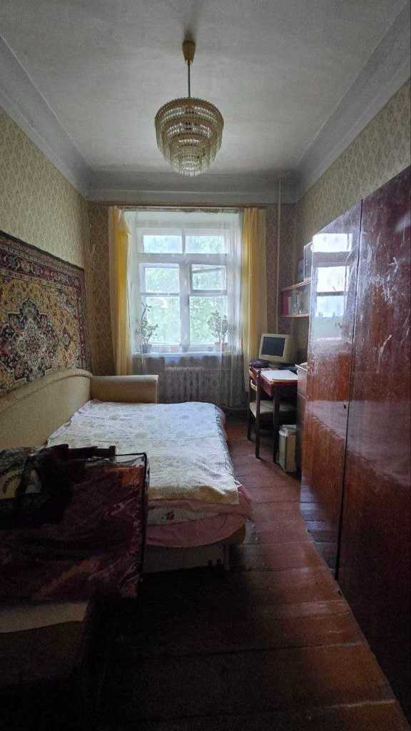 Продаж 3-кімнатної квартири 68.7 м²