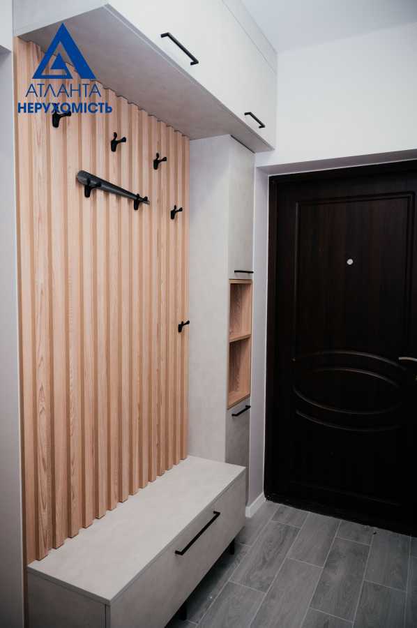 Продажа 2-комнатной квартиры 82 м², Новочерчицкая ул., 5