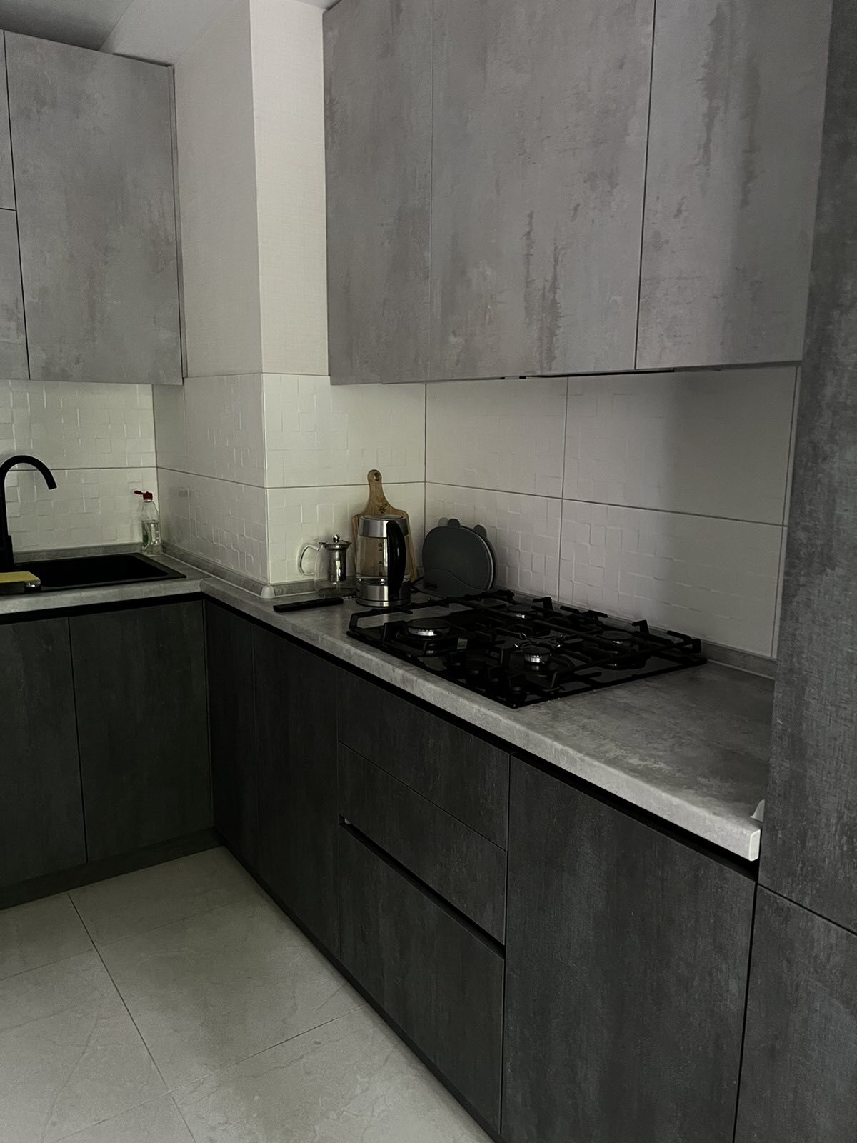 Продажа 3-комнатной квартиры 66 м², Новогодняя ул., 49