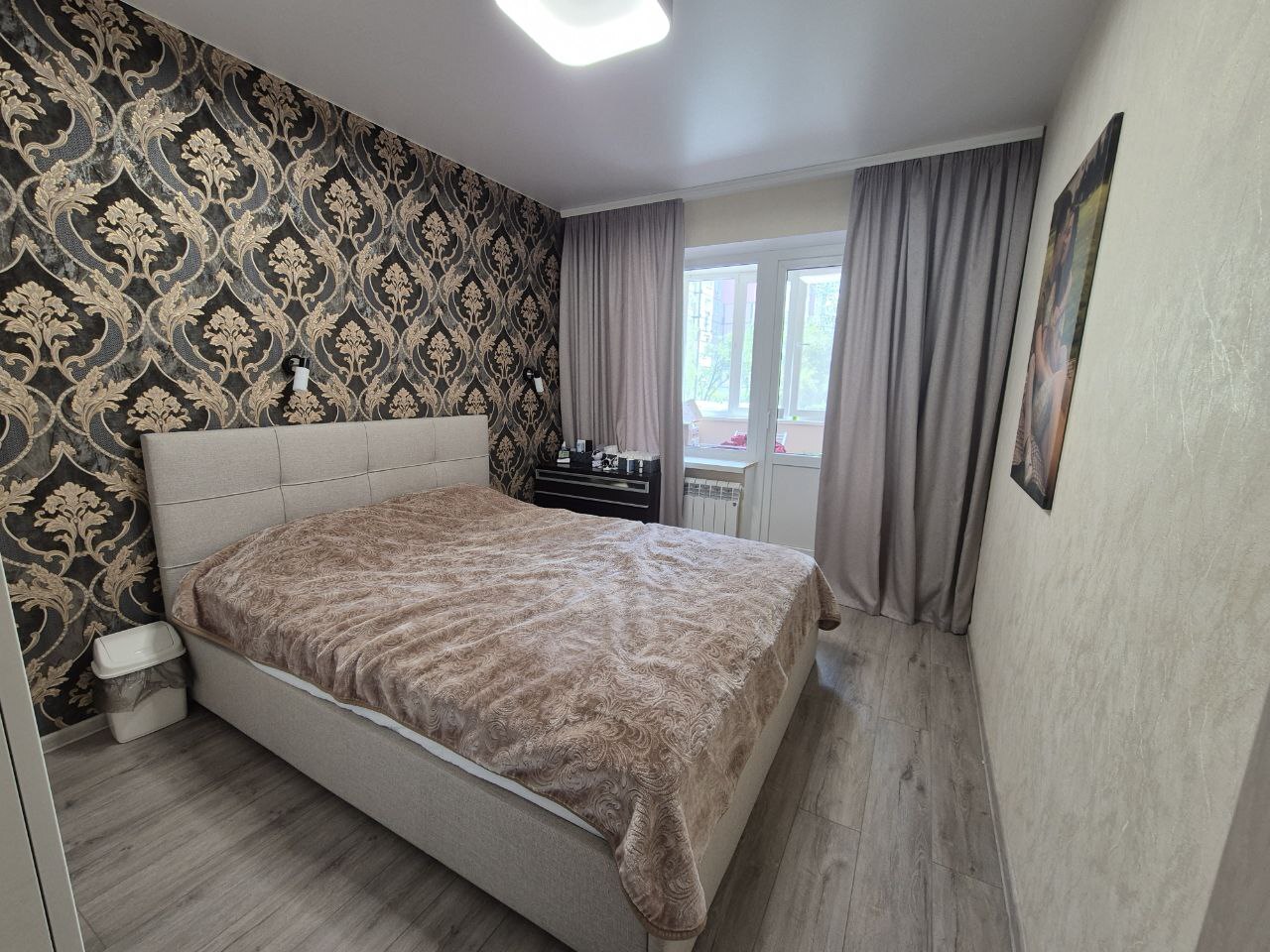 Продажа 3-комнатной квартиры 66 м², Новогодняя ул., 49