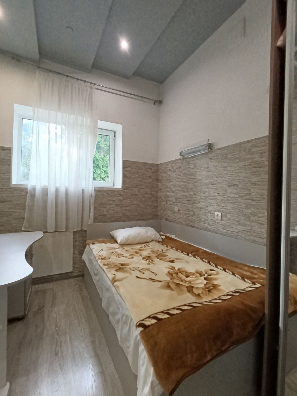 Аренда дома 220 м², Сташкова ул.