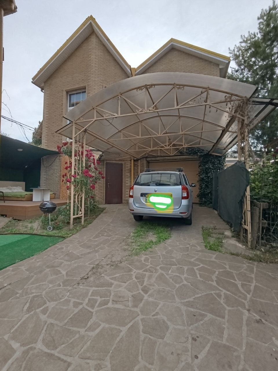 Аренда дома 220 м², Сташкова ул.