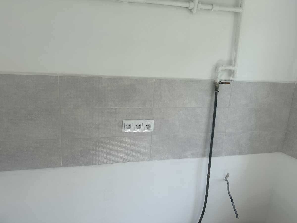 Продажа 3-комнатной квартиры 57.1 м², Академика Туполева ул., 17
