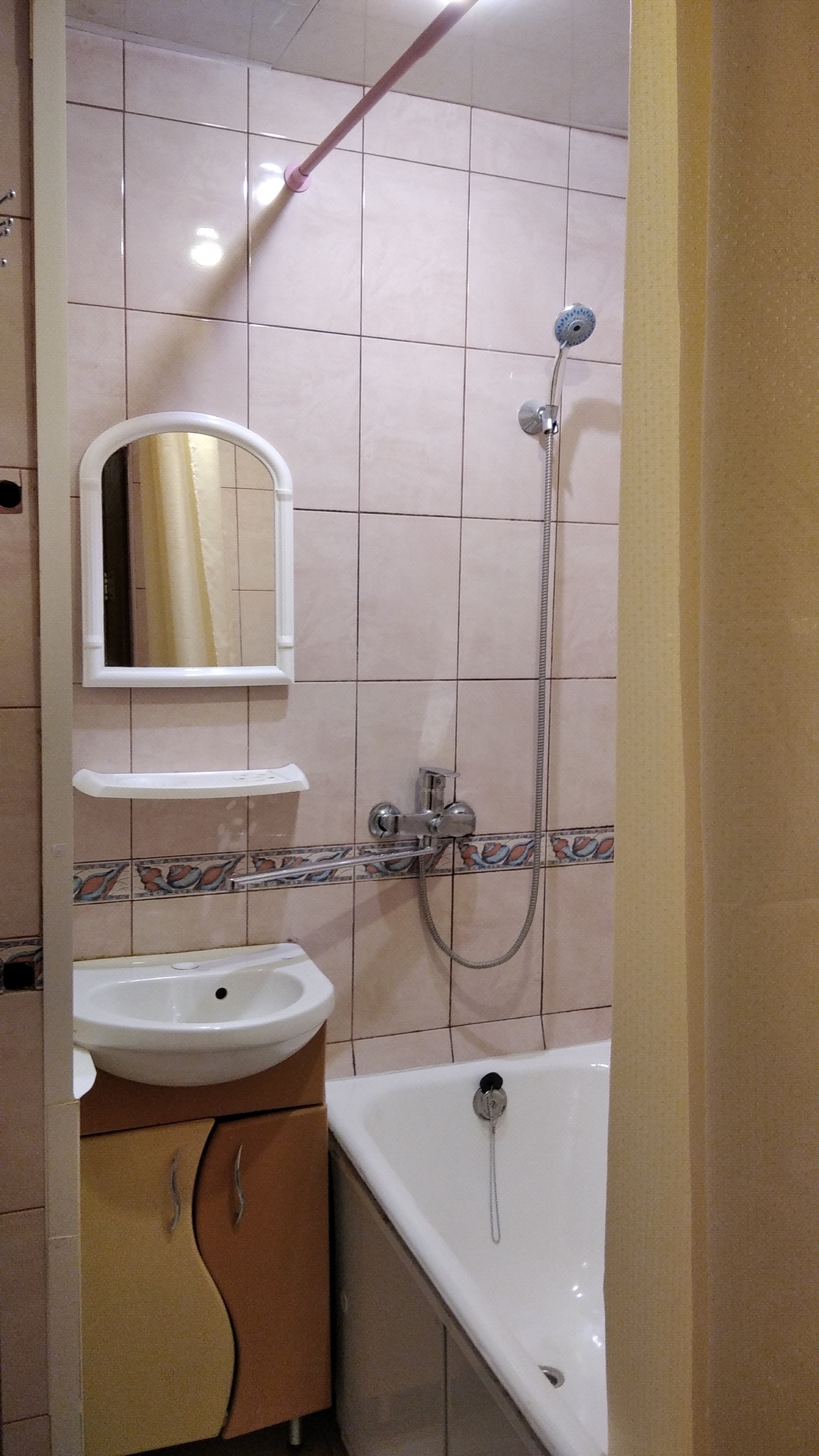 Продаж 4-кімнатної квартири 60 м², Ромена Роллана бул.