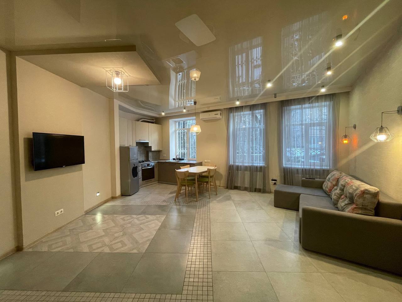 Аренда 2-комнатной квартиры 53 м², Сергея Ефремова ул.