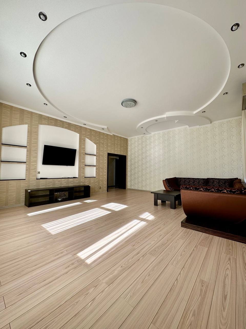 Оренда 3-кімнатної квартири 120 м², Болгарська вул.
