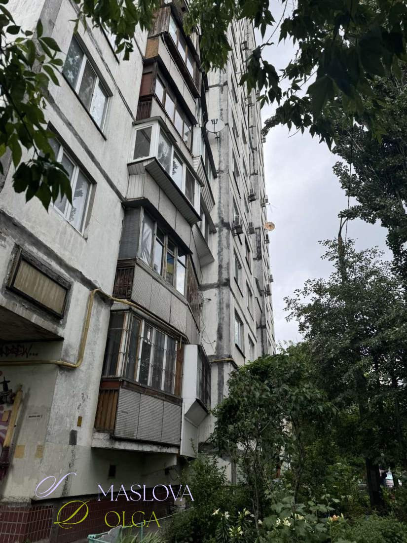 Продажа 1-комнатной квартиры 34 м², Зодчих ул., 32