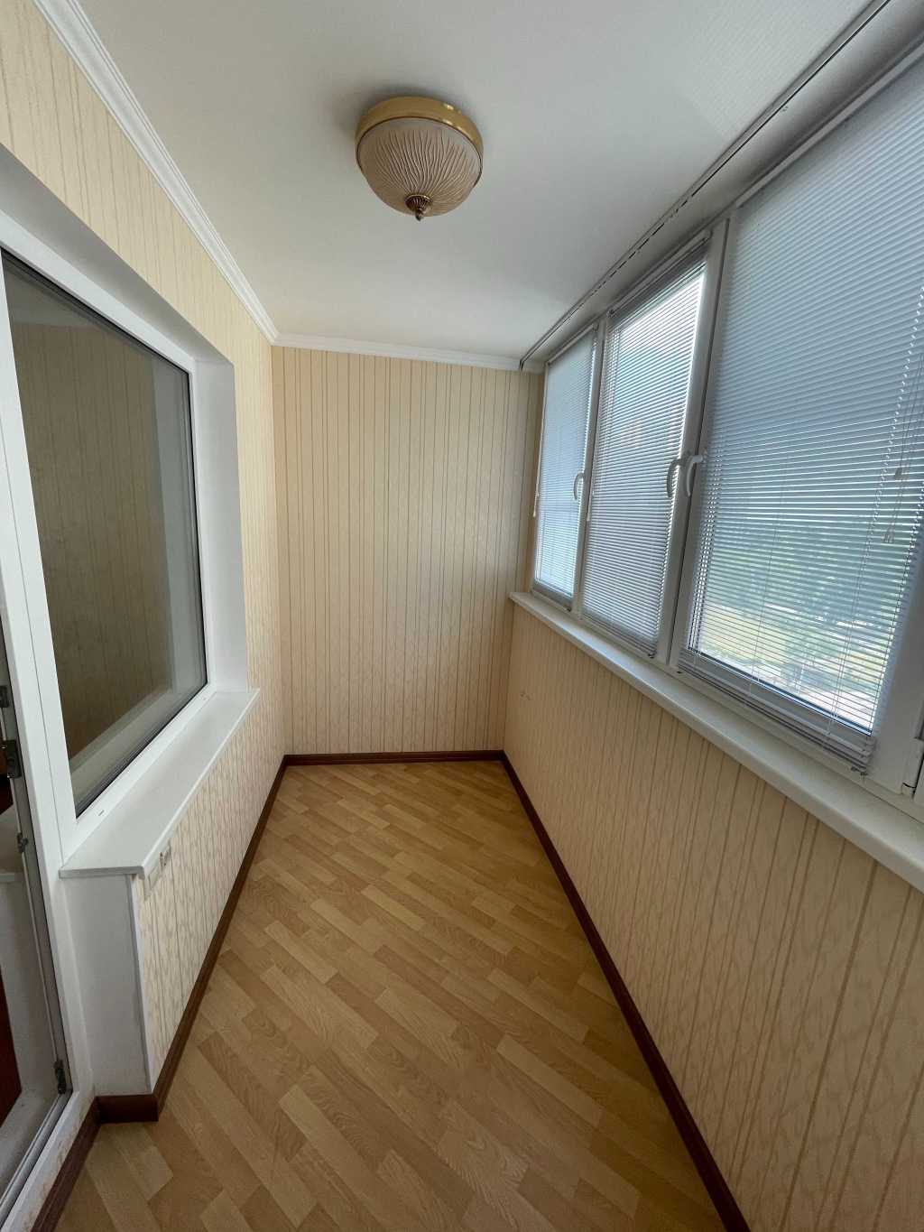 Продаж 3-кімнатної квартири 98 м², Миколи Закревського вул.