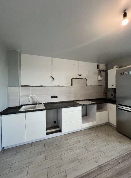 Продажа 2-комнатной квартиры 69 м², Михаила Лушпы просп.