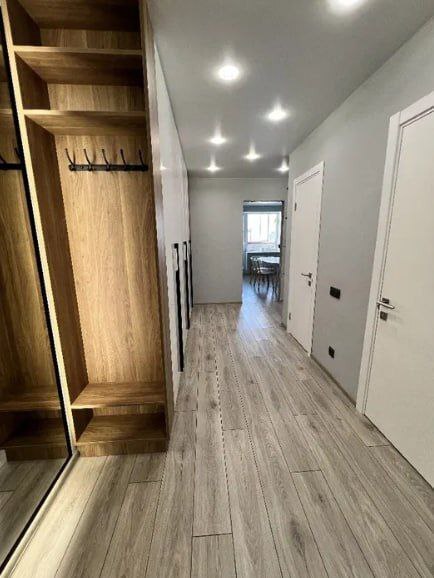 Продажа 2-комнатной квартиры 69 м², Михаила Лушпы просп.