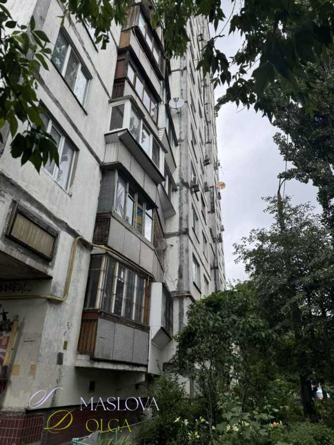 Продажа 1-комнатной квартиры 34 м², Зодчих ул., 32