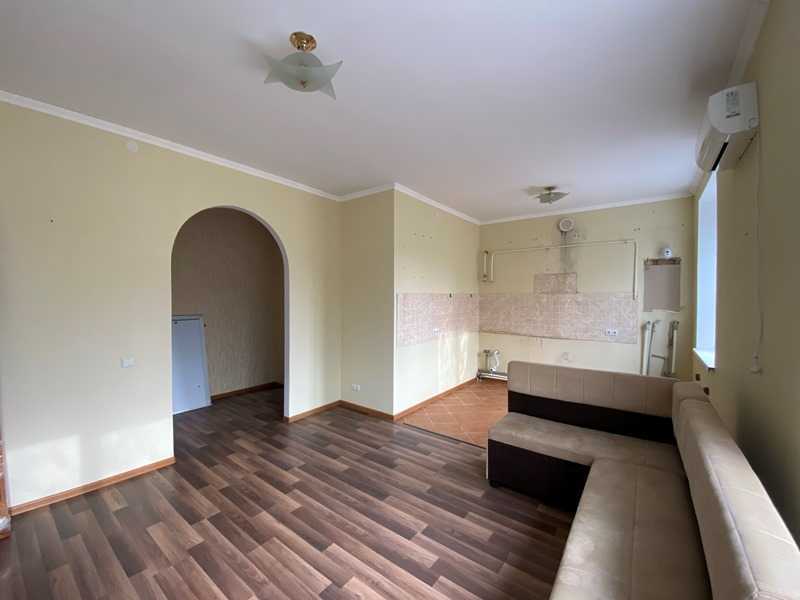 Продаж 2-кімнатної квартири 57.6 м², Слободская, 108а